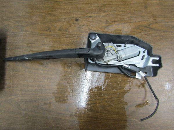 07-17 Jeep Wrangler JK Rear Wiper Complete Assembly 3325117