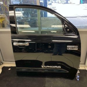 07-19 Toyota Tundra Passenger Front door extended & Crew Cab pnt code 218