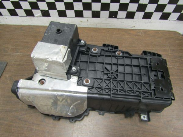 18-20 Jeep Wrangler JL 3.6L V6 Battery Tray OEM 68275851AF