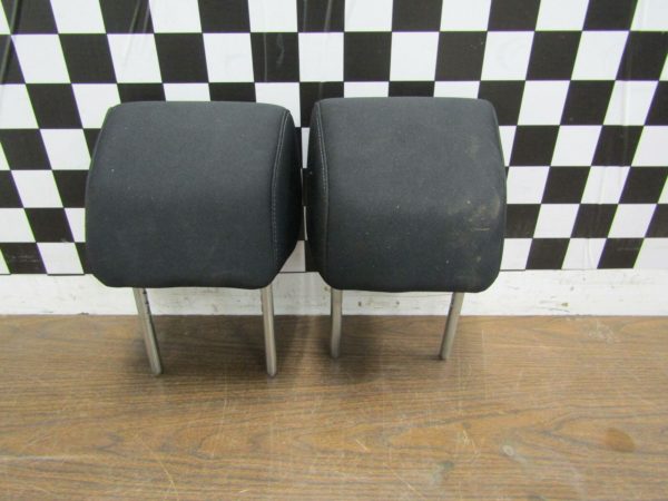 18 Honda Crv Black Cloth Headrest Left and Right