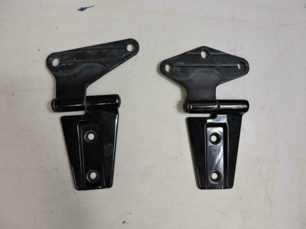 2007-2018 Jeep Wrangler OEM Driver Door Hinges For Both Front & Rear 55395385