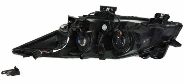 2010 – 2013 Mazda 3 Right RH Passenger Side Halogen Headlight OEM 11 12