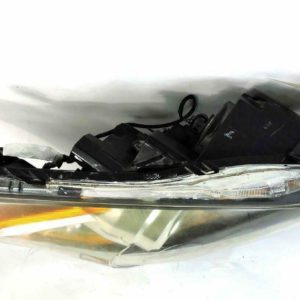 2010 – 2013 Mazda 3 Right RH Passenger Side Halogen Headlight OEM 11 12