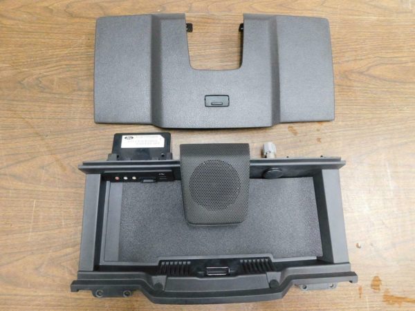 2011-2016 Ford F250 F350 Super Duty Center A/V Center Dash Compartment & Speaker