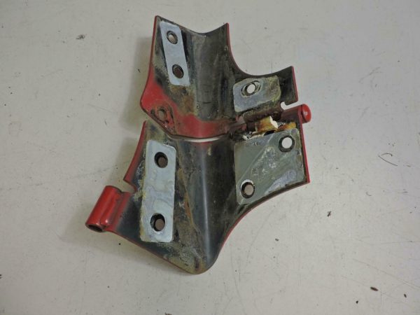 97-06 Wrangler TJ LJ LH Driver Side Windshield Hinge Red 55075703AJ