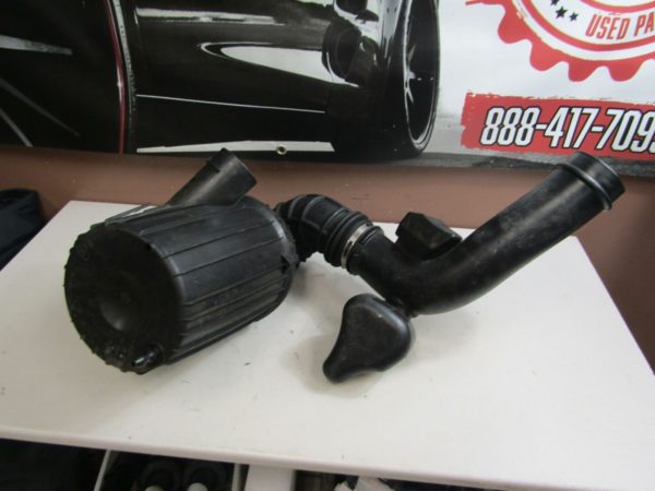 Dodge Pro-Master 14-19 1500-3500 Air intake assembly