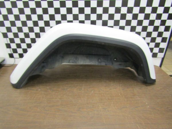 18-20 Jeep Wrangler JL Left Rear Fender Flare with Liner 68270817AB 6QB15DX8AC