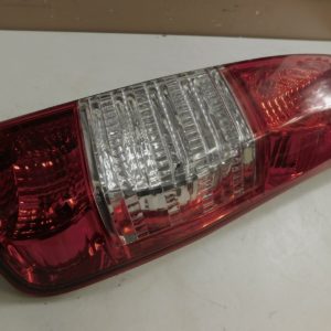 2005 2006 Honda CR-V OEM Right Passenger Side Tail Light Taillight 33501-S9A-A11