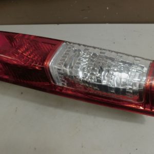 2005 2006 Honda CR-V OEM Right Passenger Side Tail Light Taillight 33501-S9A-A11