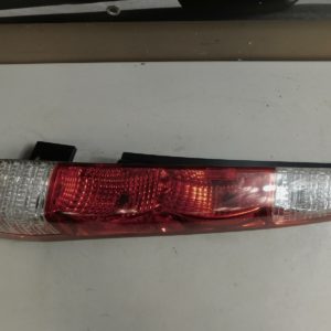 2005 2006 Honda CR-V OEM Right Passenger Side Tail Light Taillight 33501-S9A-A11