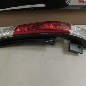 2005 2006 Honda CR-V OEM Right Passenger Side Tail Light Taillight 33501-S9A-A11