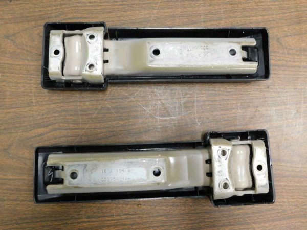 2007-2018 Jeep Wrangler JK Left & Right Rear Tailgate Hinge OEM MOPAR 55395401