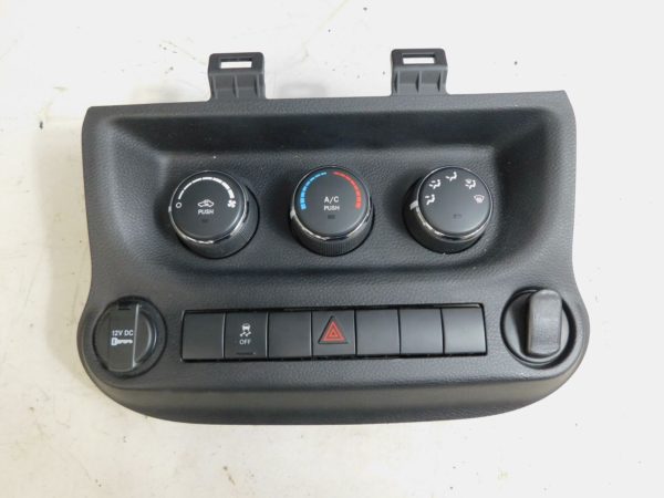 2014-18 Jeep Wrangler Heat A/C Climate Control / Switch Module Unite 04602566