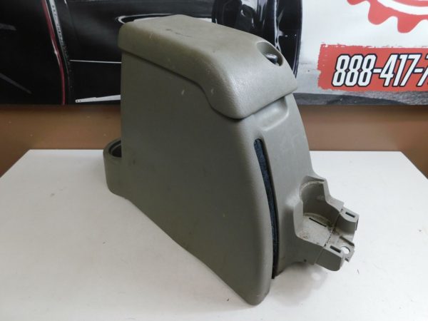 97-06 Jeep Wrangler TJ OEM Subwoofer Center Console Speaker Enclosure 56038743AC