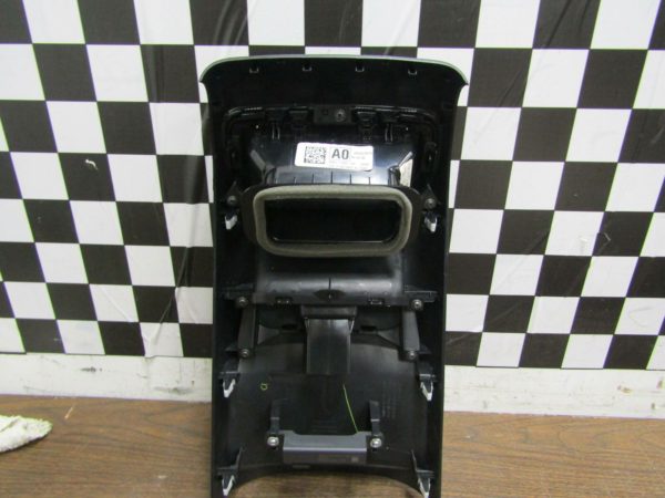 17-19 Honda Crv Rear Center Console With Vents and USB Connections