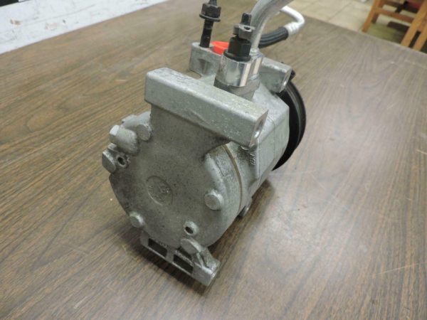 2012 – 2018 Jeep Wrangler AC Air Conditioning Compressor & Clutch OEM 55111374