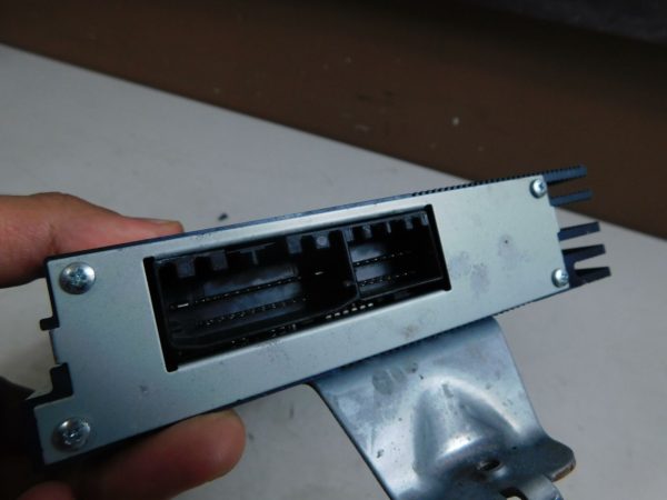 2013-2014 Jeep Wrangler OEM Radio Amplifier 05064389 # 05091272