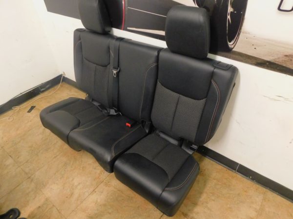 09-17 Jeep Wrangler JK 1941 interior complete set.