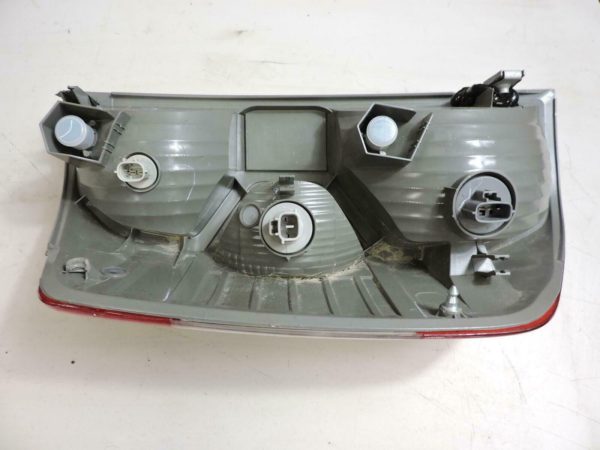 14-20 Toyota Tundra Taillight Lamp Housing Assembly RH Passenger 312-19C1R-AF