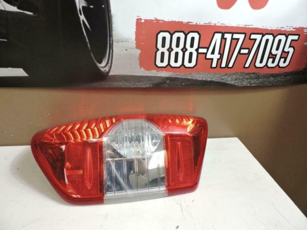 14-20 Toyota Tundra Taillight Lamp Housing Assembly RH Passenger 312-19C1R-AF