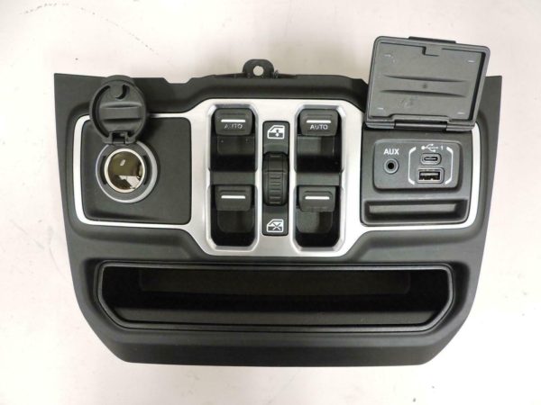 18-20 Jeep Wrangler Lower Center Console Window Switch / Media Center 6CB77TRMAB