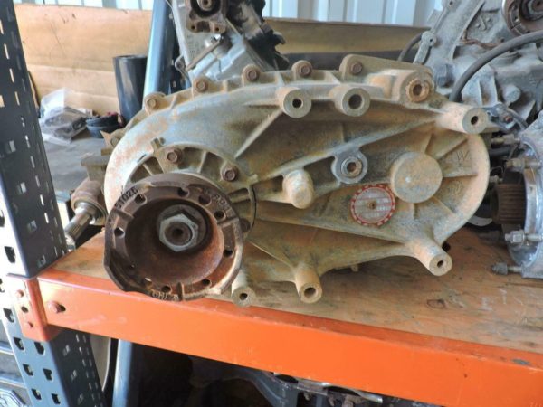 2007-2011 Jeep Wrangler 3.8L OEM Transfer Case Automatic 70K Miles 52853311AE