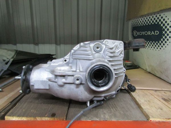 2007-2018 Toyota Tundra Front Differential Carrier Assembly OEM