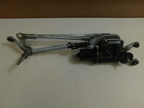 2017-2020 Honda CRV OEM Windshield Wiper Linkage & Motor Driver 76530-TLA-A01