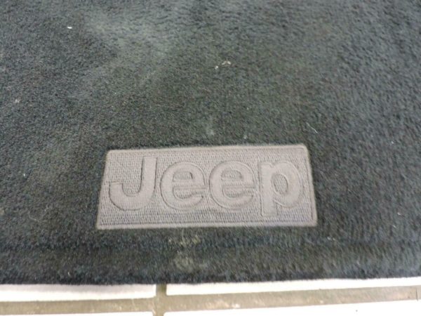 2018-2020 Jeep Wrangler JL Rear Trunk Reversible Cargo Mat OEM Black 6BN61TX7AA