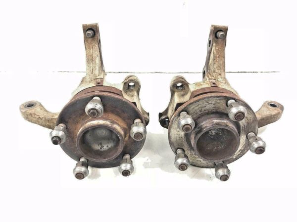 04-06 Pontiac GTO FRONT Spindle Knuckle Hub LEFT RIGHT SET DRIVER Passenger OEM