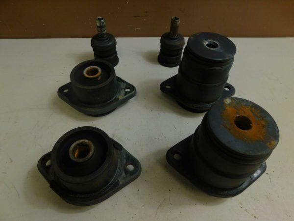 2007-2020 Toyota Tundra OEM Complete Cab Body Mounting Set