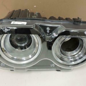 2015-2019 Dodge Challenger Hellcat RH Passenger Side Headlight *Broken Housing*