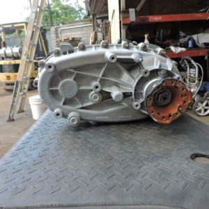 2018-2020 Jeep Wrangler JL Transfer Case 11000 Miles 68321885AA & 68321885AB