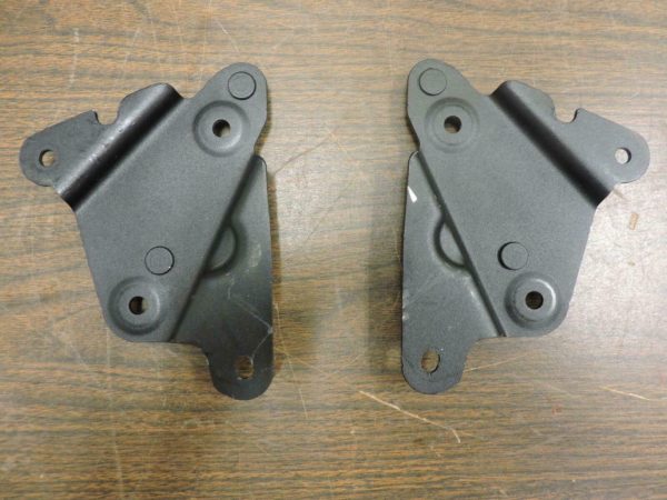 2018-21 Jeep Wrangler JL OEM Soft Top Rear Bracket Pair 68251543AC / 68251542AC