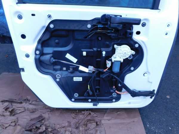 Jeep Wrangler 11-18 Front left door