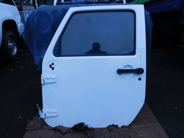 Jeep Wrangler 11-18 Front left door