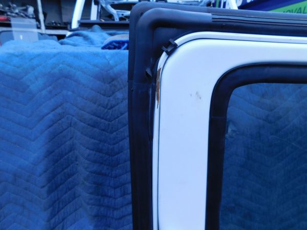 Jeep Wrangler 11-18 Front left door