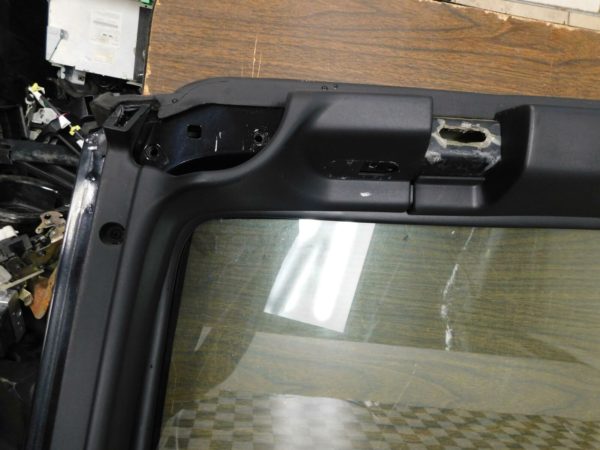 Jeep Wrangler 03-06 Windshield frame