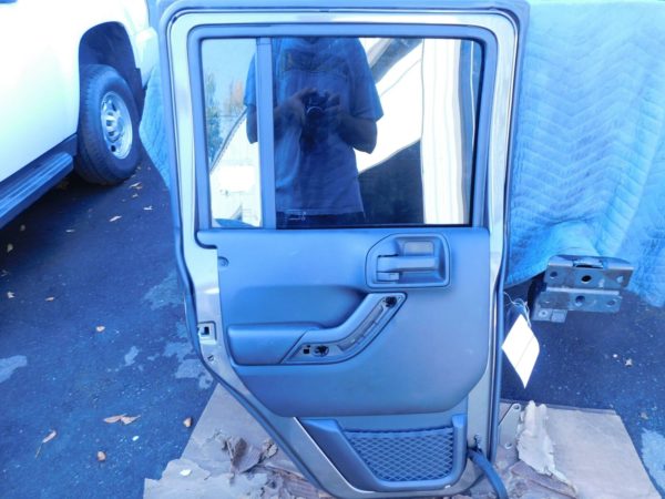 Jeep Wrangler Rear Left Door 11-18