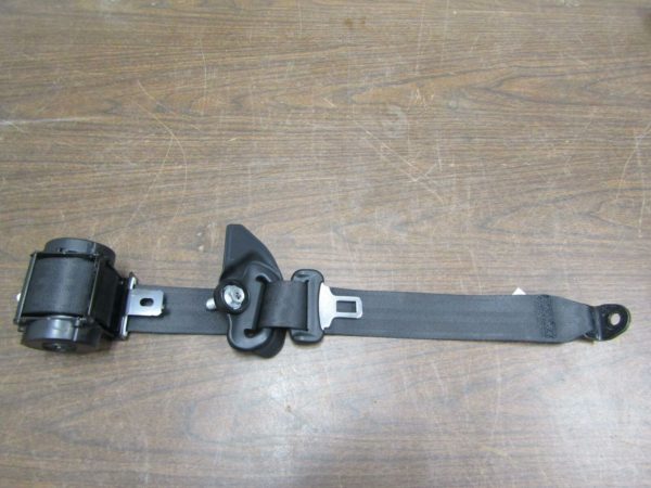 17-19 Honda CRV Rear Left Seatbelt Black 82850-TLA-A013-M1 OEM