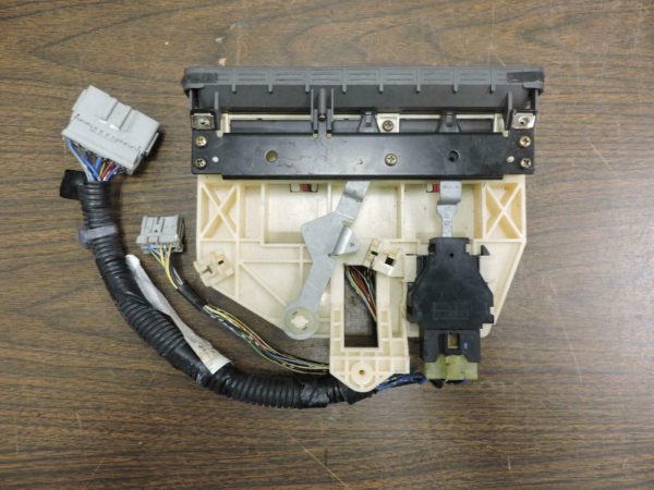 1992-1995 Honda Civic OEM Heater AC Control Module Panel Switch 32257-SR3-0003-A