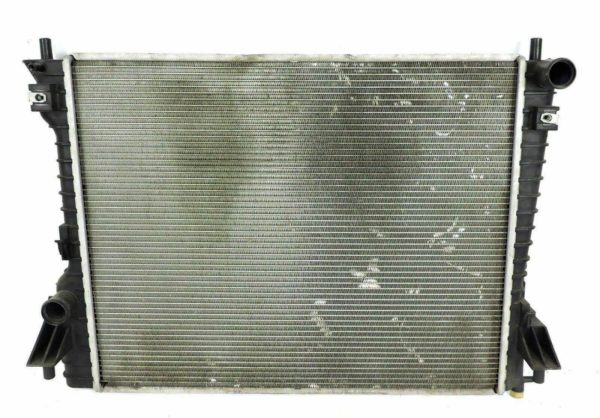 2011- 2014 FORD MUSTANG 50L RADIATOR PART BR338005AA OEM