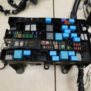 2017-2020 Toyota Tundra OEM Complete Engine Wire Harness Fuse Box 82111-0CM11