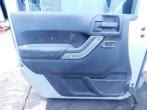 Jeep Wrangler 11-18 Front left side door