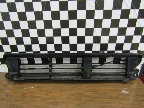 17-19 Honda CRV Active Shutter Grill with harness