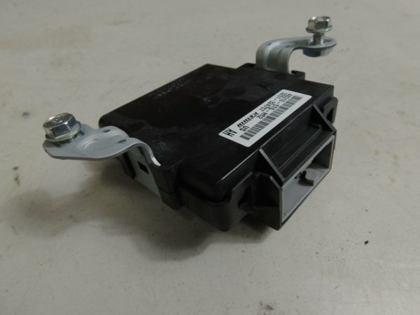 2017-2019 Honda CR-V OEM All Wheel Drive Control Module 48310-5TG-H52 Tested