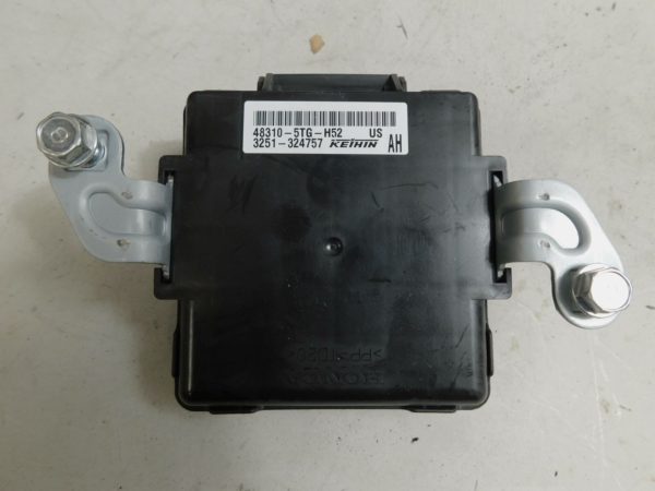 2017-2019 Honda CR-V OEM All Wheel Drive Control Module 48310-5TG-H52 Tested