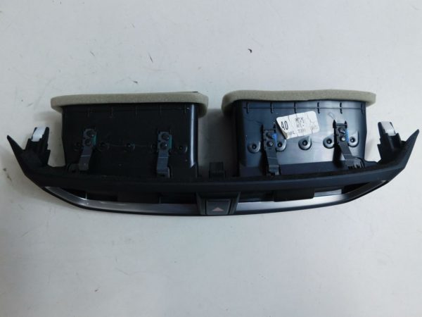 2017-2020 Honda CRV CR-V OEM Center Dash Vents 77610-TLA-A