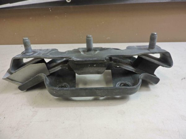 2018-2020 Jeep Wrangler JL OEM Transmission Mount 68236165AB