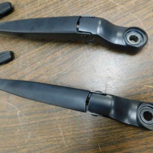 2018-2021 Jeep Wrangler JL OEM Windshield Wiper Arm Pair 68293014AA